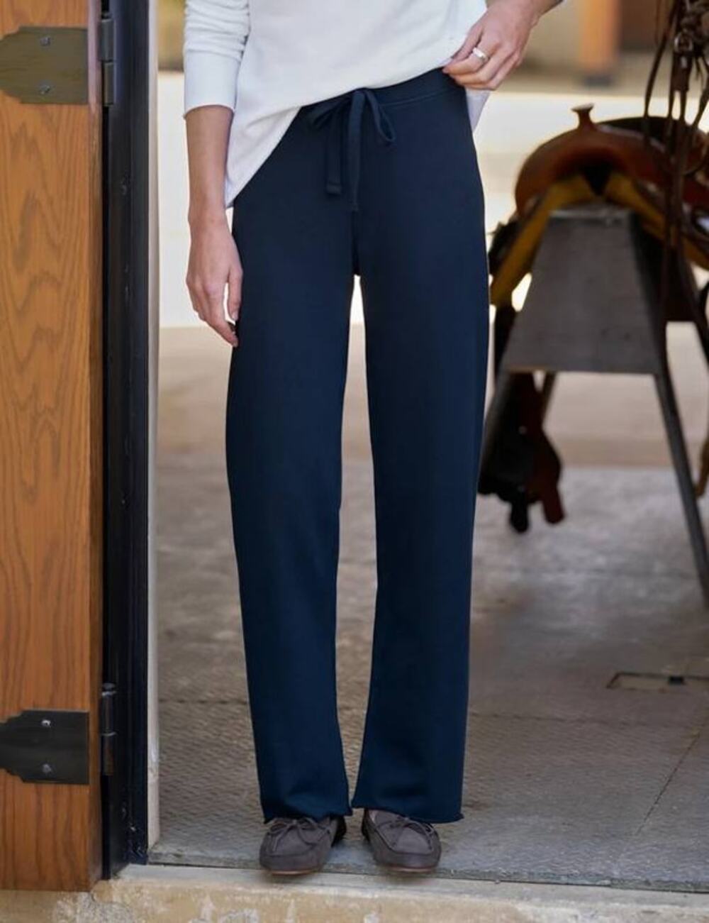 Frank & Eileen Catherine Full Length Sweatpant Classic Navy Blue L NWT Elevated